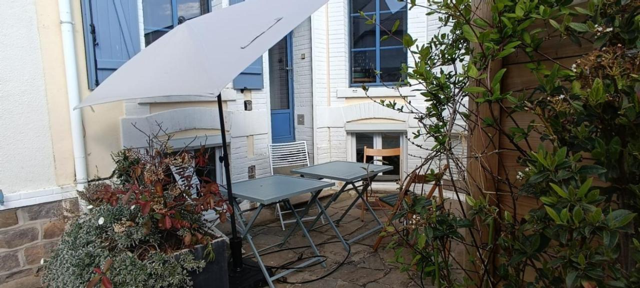 A 200M De La Plage, Charmante Petite Maison De Ville Les Sables-d'Olonne Exterior photo